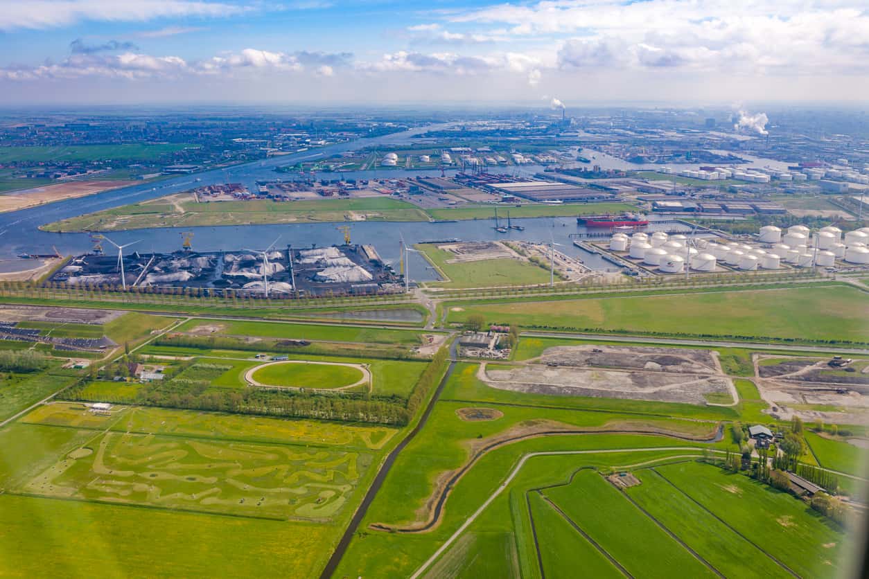 Overview amsterdam landschap en industrie